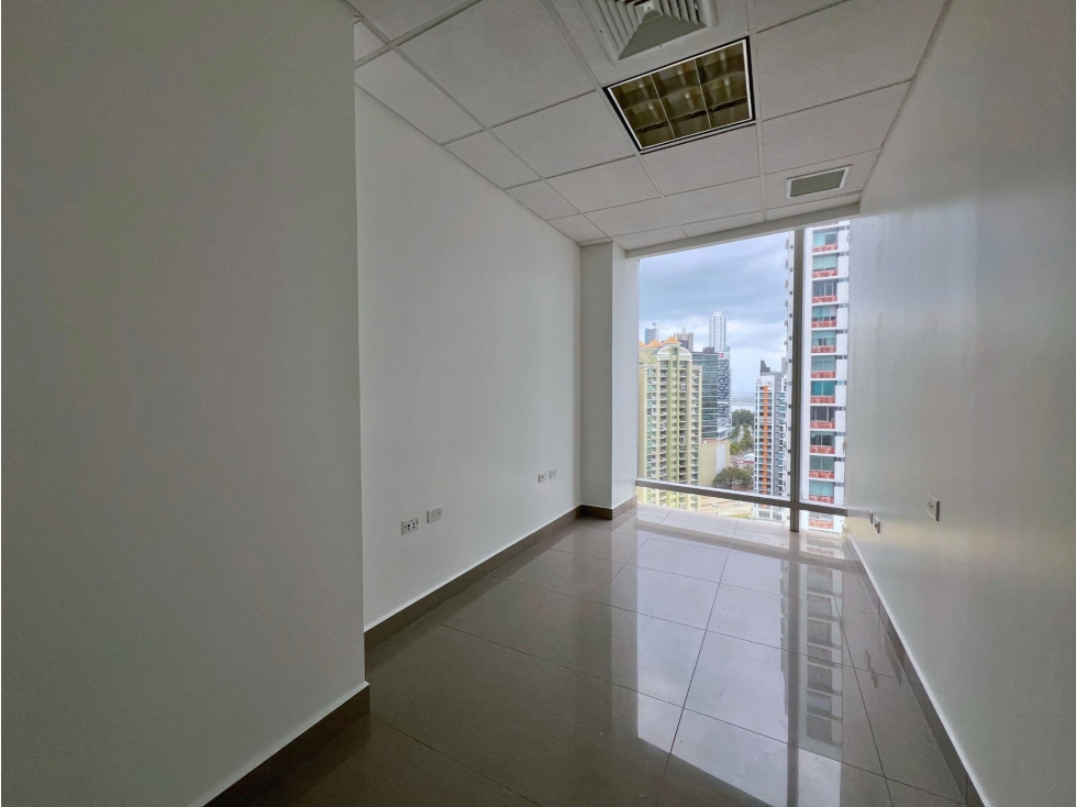 ALQUILER DE OFICINA EN TORRE ASEGURADORA ANCÓN, COSTA DEL ESTE (8) — foto 5