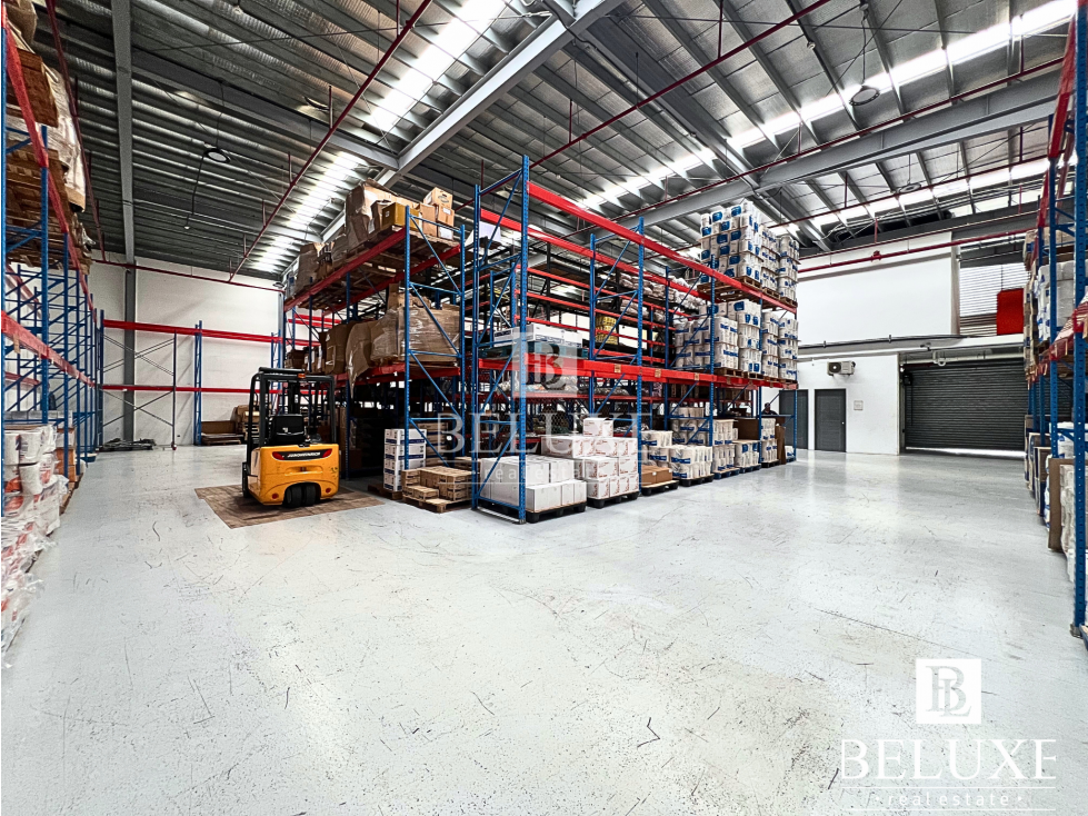 ALQUILO GALERA/ BODEGA C/ANDEN EN BUSINES CENTER, PANAMA VIEJO (8) — foto 2