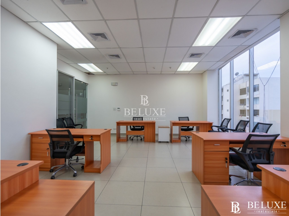 ALQUILER DE OFICINA EN OBARRIO (8) — foto 2