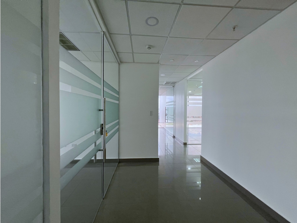 ALQUILER DE OFICINA EN TORRE ASEGURADORA ANCÓN, COSTA DEL ESTE (8)