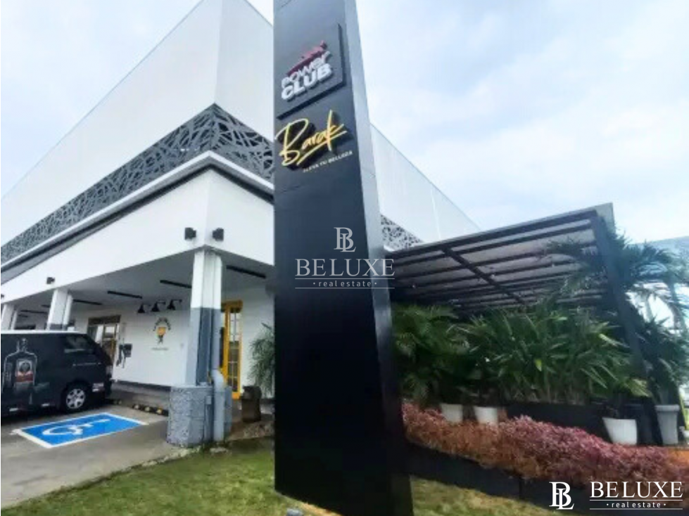 LOCAL COMERCIAL EN BRISAS DEL GOLF EN ALQUILER (20)