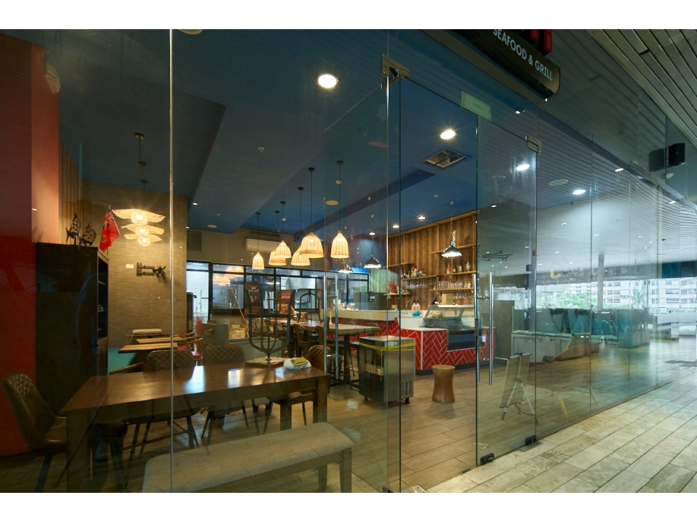 ALQUILER LOCAL PARA BAR-RESTAURANTE EN PLAZA COMERCIAL, AVE BALBOA (8) — foto 4