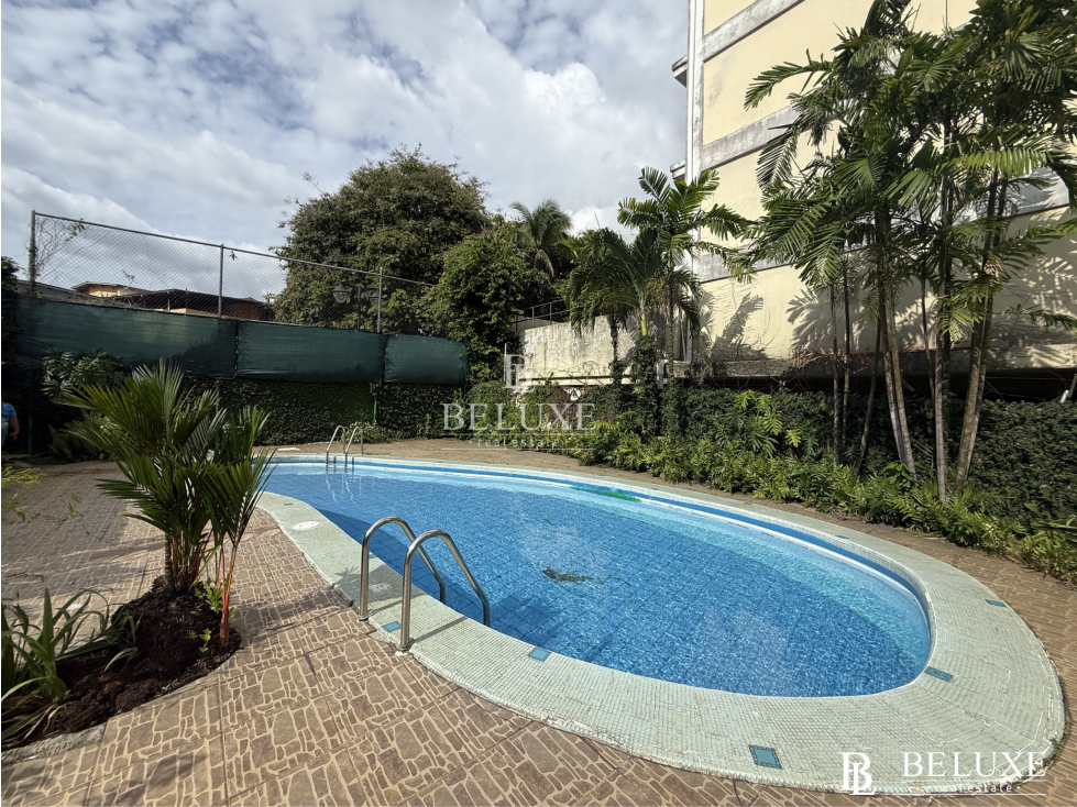 VENTA DE CASA USO MIXTO CON PISCINA Y LOCAL COMERCIAL EL CARMEN (13) — foto 4