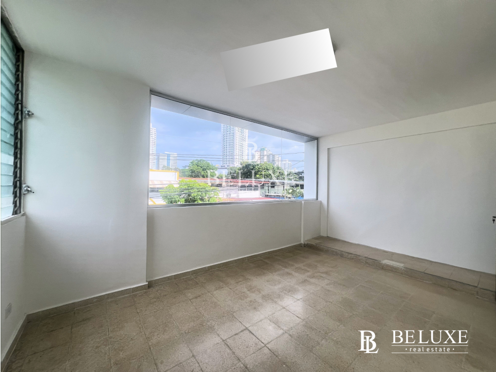 ALQUILER DE LOCAL COMERCIAL/ OFICINA EN PLANTA ALTA, EL CARMEN (8) — foto 4
