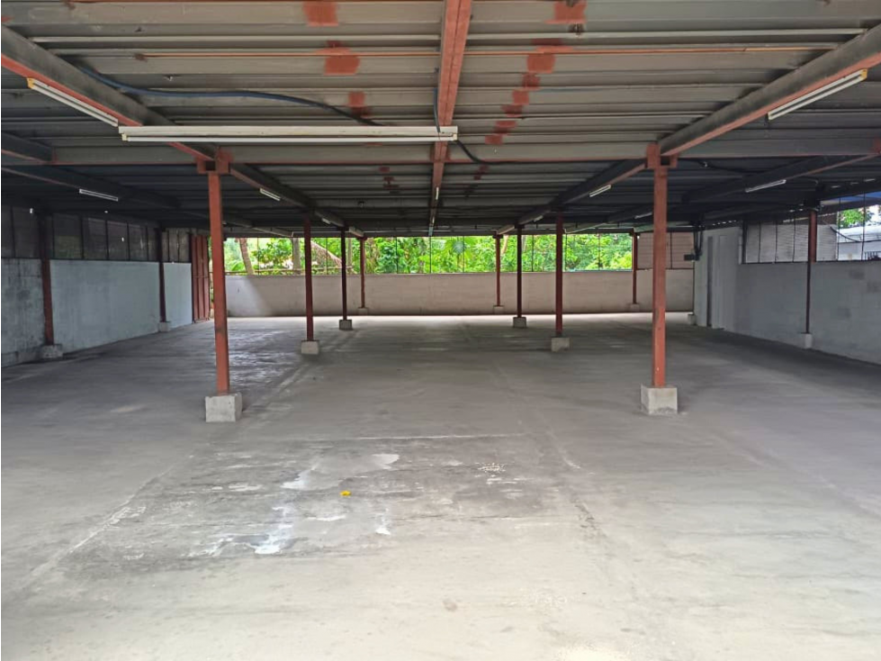 VENTA O ALQUILER DE GALERA LISTA PARA OCUPAR, EN PUEBLO NUEVO (8)