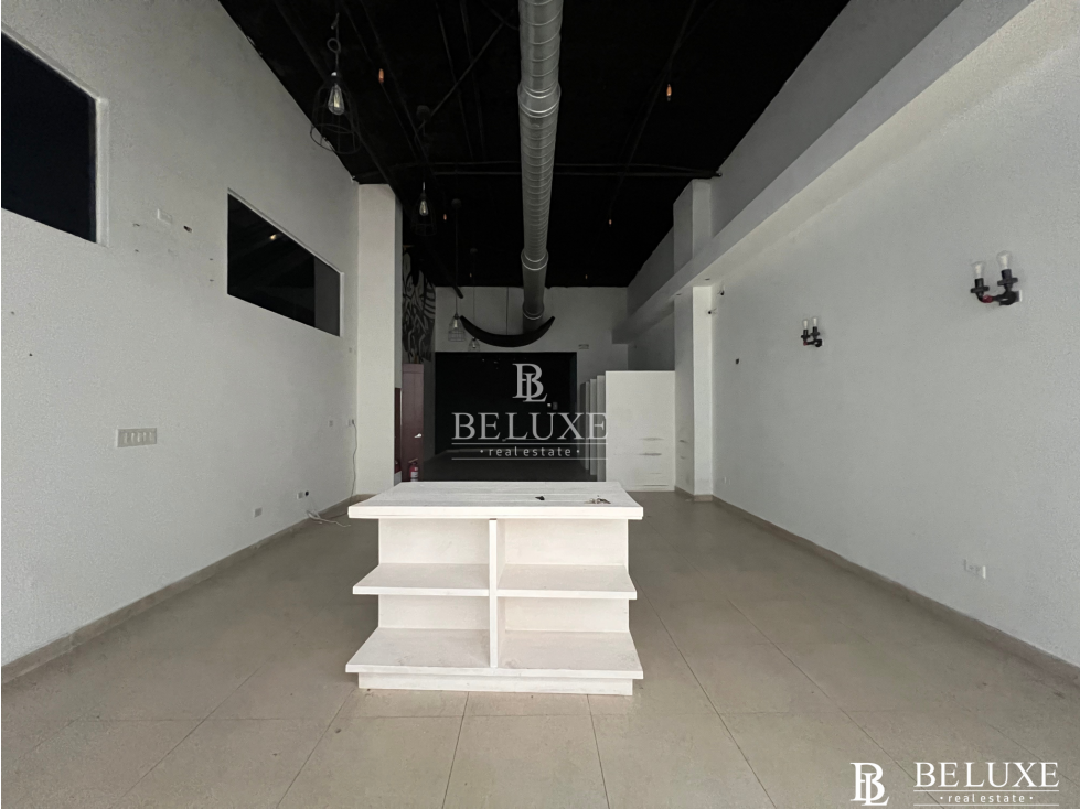 ALQUILO LOCAL COMERCIAL PLAZA BELLA VISTA (7)