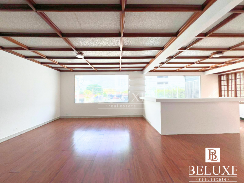 VENTA DE CASA COMERCIAL PARA INVERSIONISTA EN COCO DEL MAR (8) — foto 3