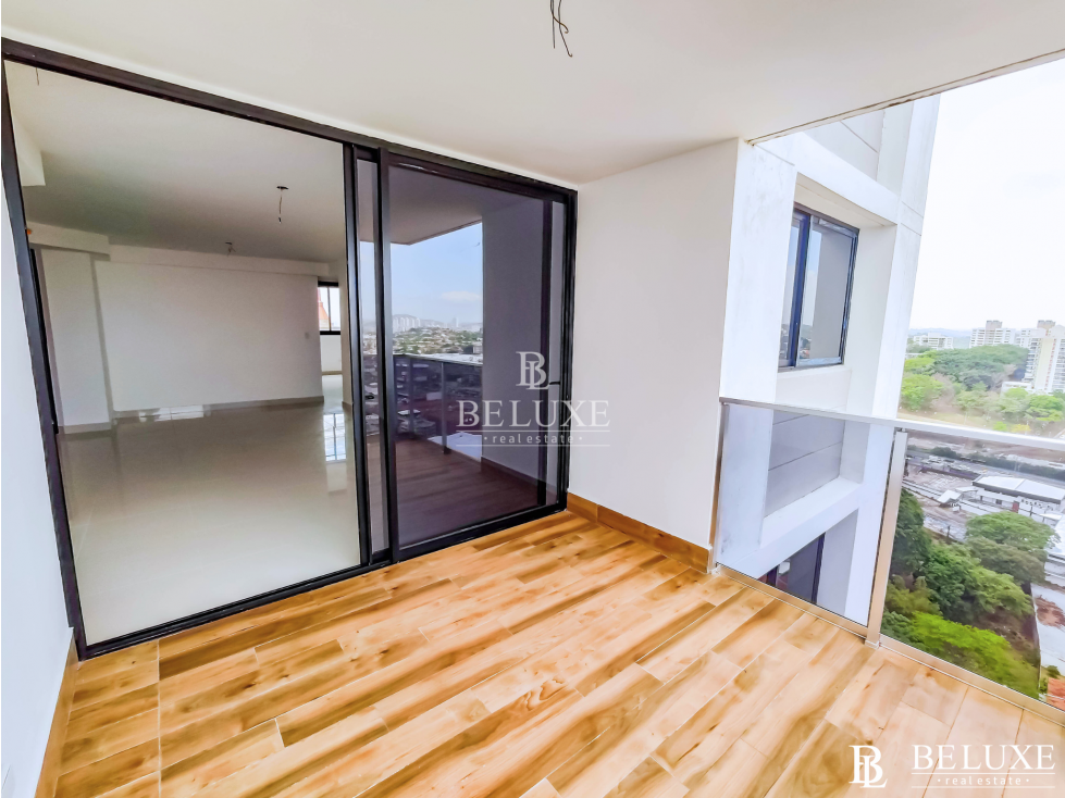 VENTA DE APARTAMENTO EN EL CANGREJO, PH CARRERAS TOWER (P)