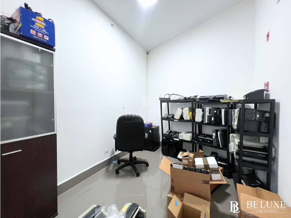 ALQUILER OFICINA EN TUMBA MUERTO- EL DORADO, GOLDEN POINT TOWER (8) — foto 5