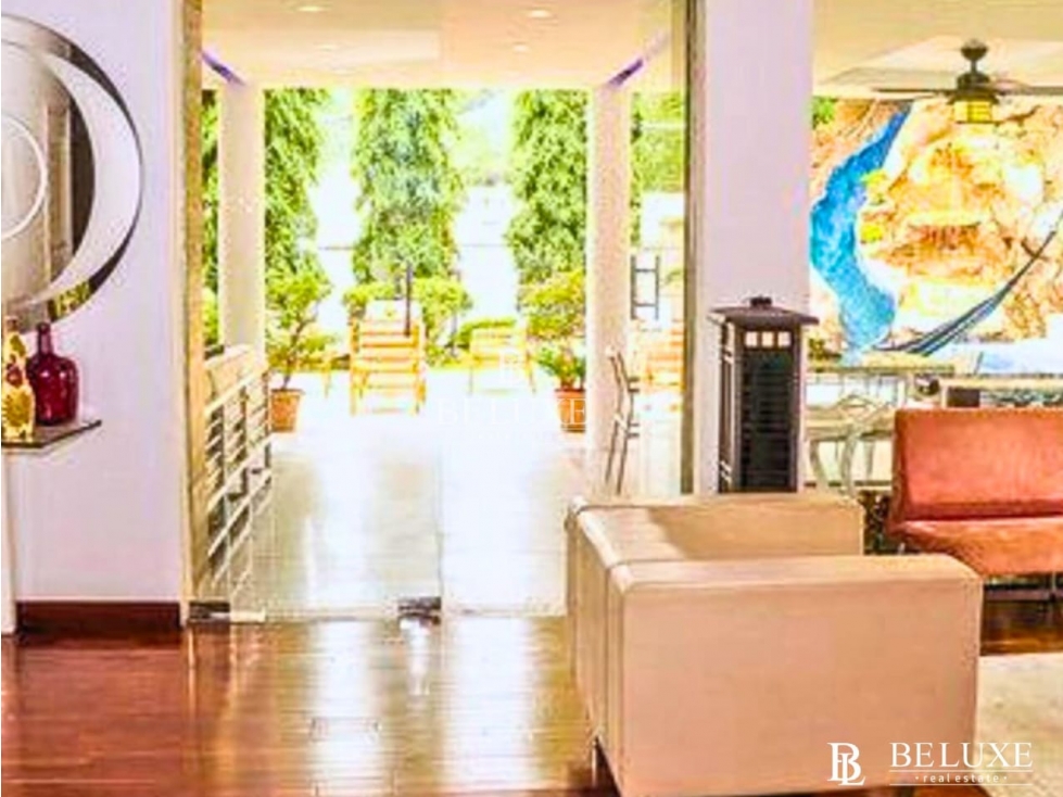 VENDO CASA DE ESQUINA CON PISCINA EN ALTOS DE PANAMA (6) — foto 5
