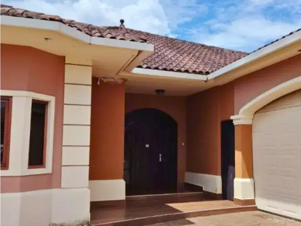 VENDO CASA CON PISCINA EN PH SUNSET COAST, COSTA SUR (13 R) — foto 2