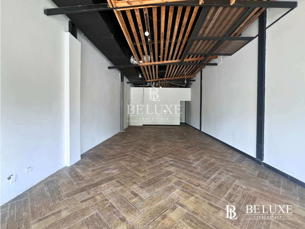 ALQUILER DE LOCAL COMERCIAL EN PLANTA BAJA, SANTA ELENA STRIP (8) — foto 2