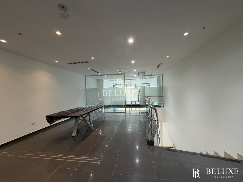ALQUILER DE LOCAL COMERCIAL EN AVENIDA SAMUEL LEWIS, OBARRIO (8) — foto 6