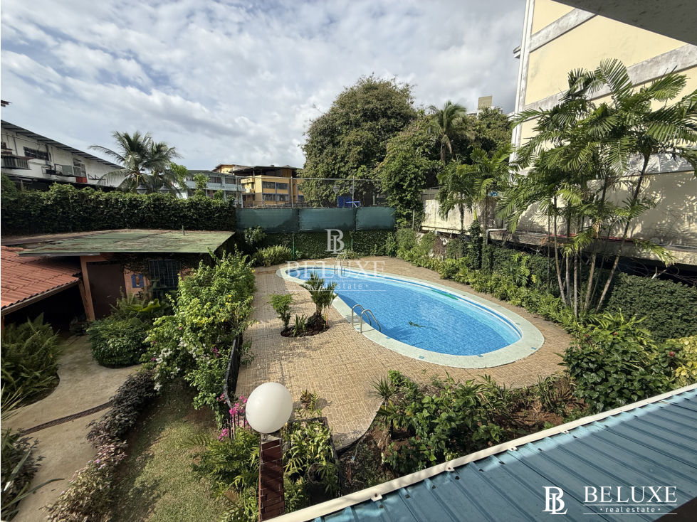 ALQUILO CASA USO MIXTO CON PISCINA Y LOCAL COMERCIAL EL CARMEN(13)
