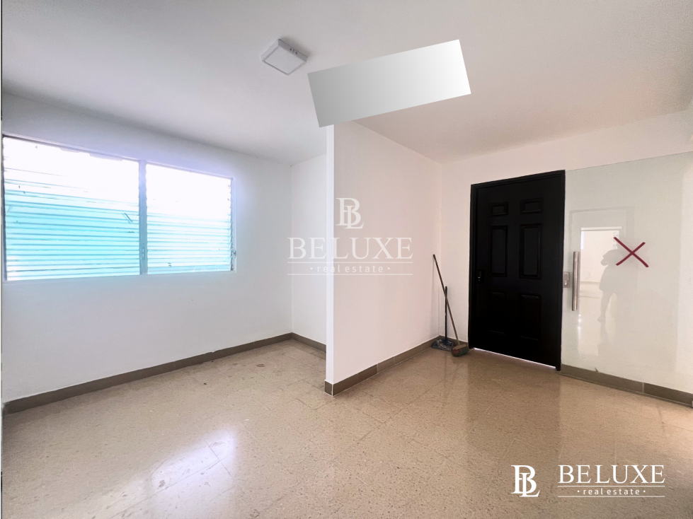 ALQUILER DE LOCAL COMERCIAL/ OFICINA EN PLANTA BAJA, EL CARMEN (8) — foto 2