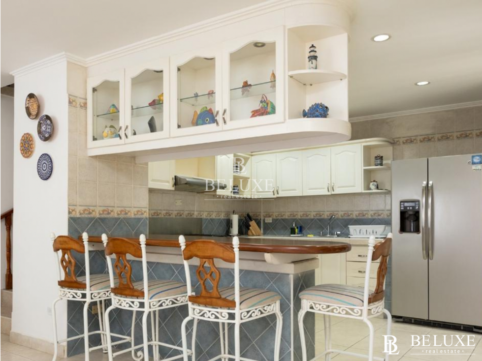 VENDO CASA CON PISCINA EN PLAYA BLANCA, PH MARINA DEL REY (2) — foto 5