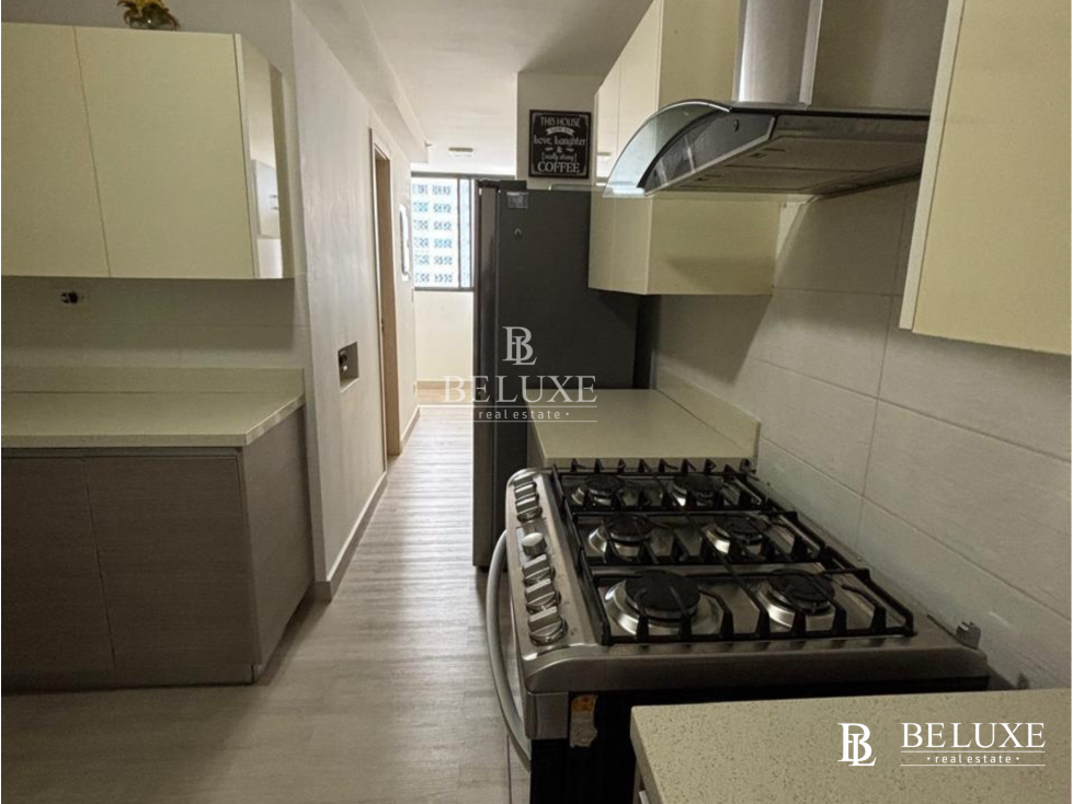 ALQUILO APARTAMENTO AMOBLADO EN PH BALBOA BAY BELLA VISTA (3) — foto 4