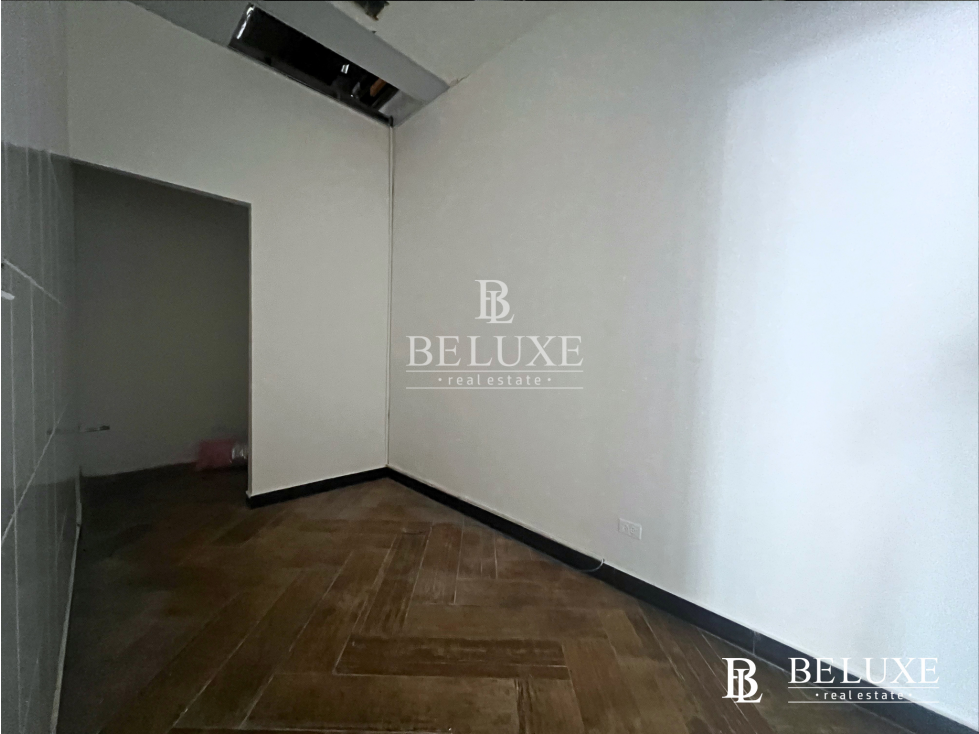 ALQUILER DE LOCAL COMERCIAL EN PLANTA BAJA, SANTA ELENA STRIP (8) — foto 3