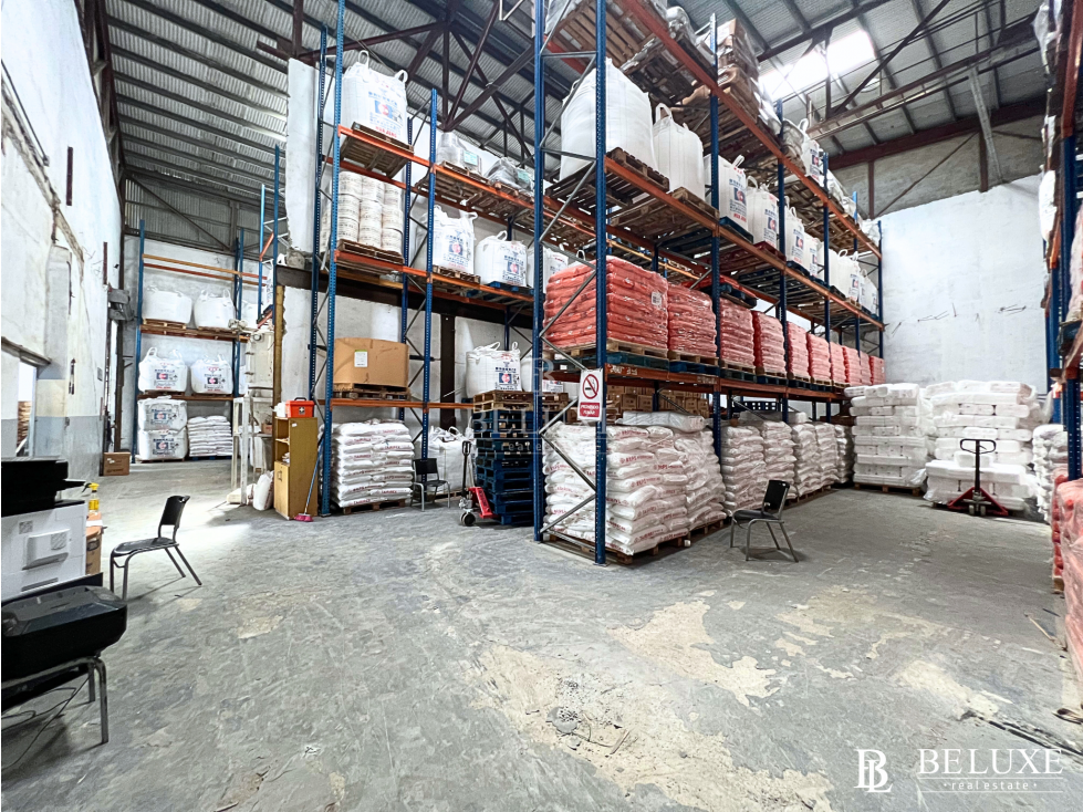 VENTA O ALQUILER DE GALERA LISTA PARA OCUPAR, EN RIO ABAJO (8) — foto 5