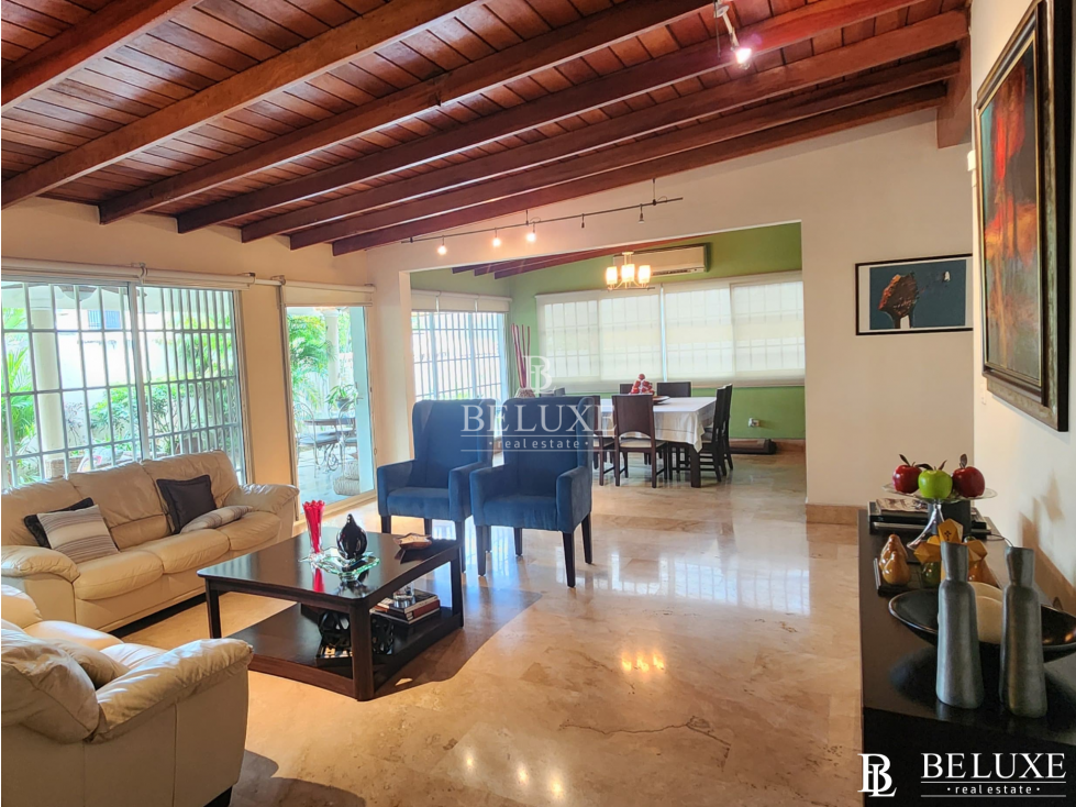 VENTA DE CASA, LOMA ALEGRE , ALTOS DEL GOLF (20) — foto 6