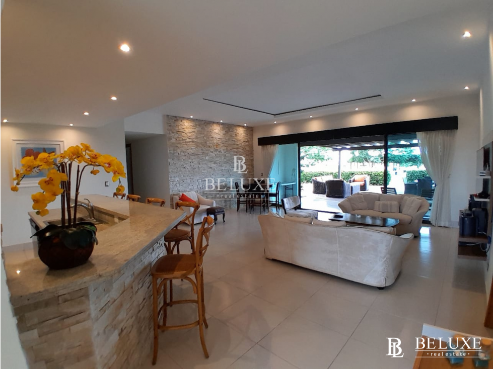 VENTA APARTAMENTO DE PLAYA EN CASAMAR PH ALTAMAR- SAN CARLOS (3) — foto 2