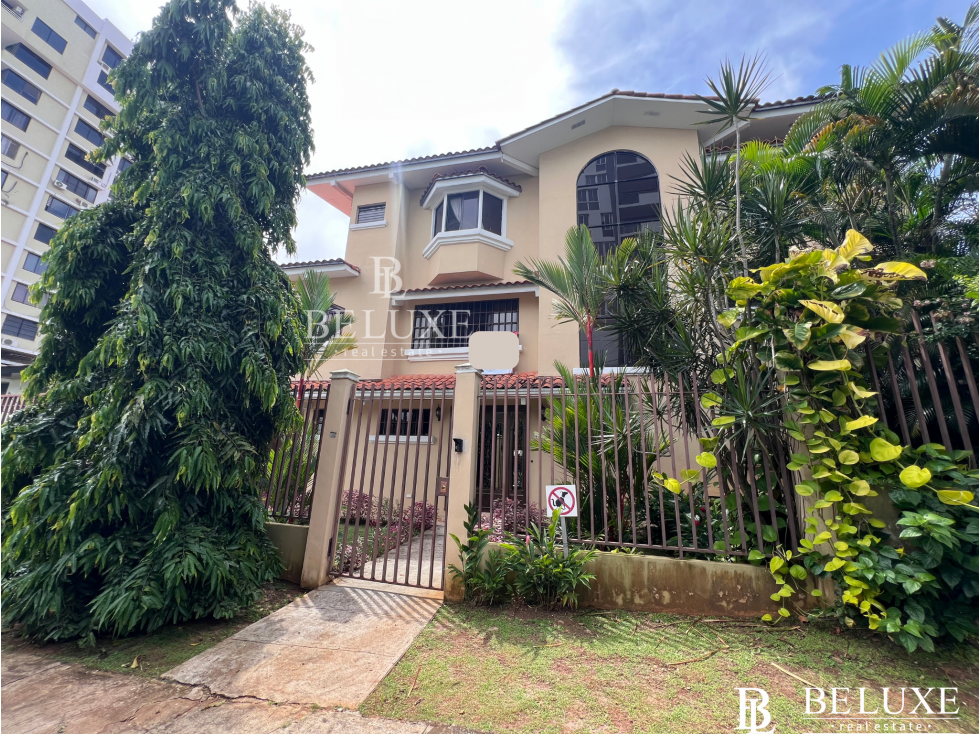 VENTA DE CASA INDEPENDIENTE Y MODERNA EN EL CARMEN (13)