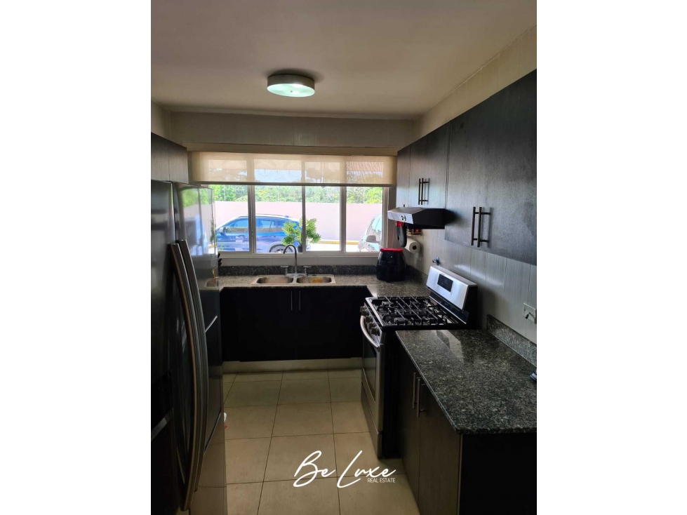 PH VILLA NAVONA DÚPLEX EN VENTA, BRISAS DEL GOLF (9) — foto 4