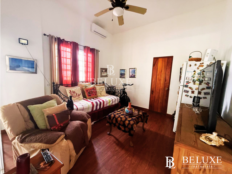 VENTA DE CASA EN JUAN HOMBRON FRENTE AL MAR, COCLE (6) - 3