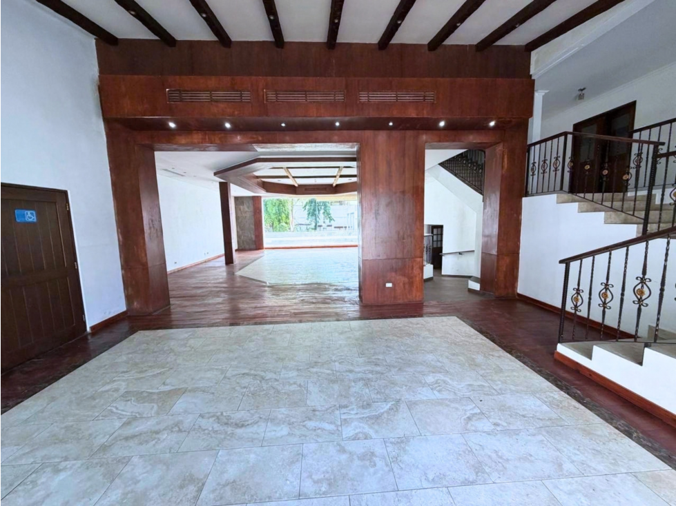ALQUILER DE LOCAL COMERCIAL, IDEAL RESTAURANTE EN EL CANGREJO (8) — foto 2