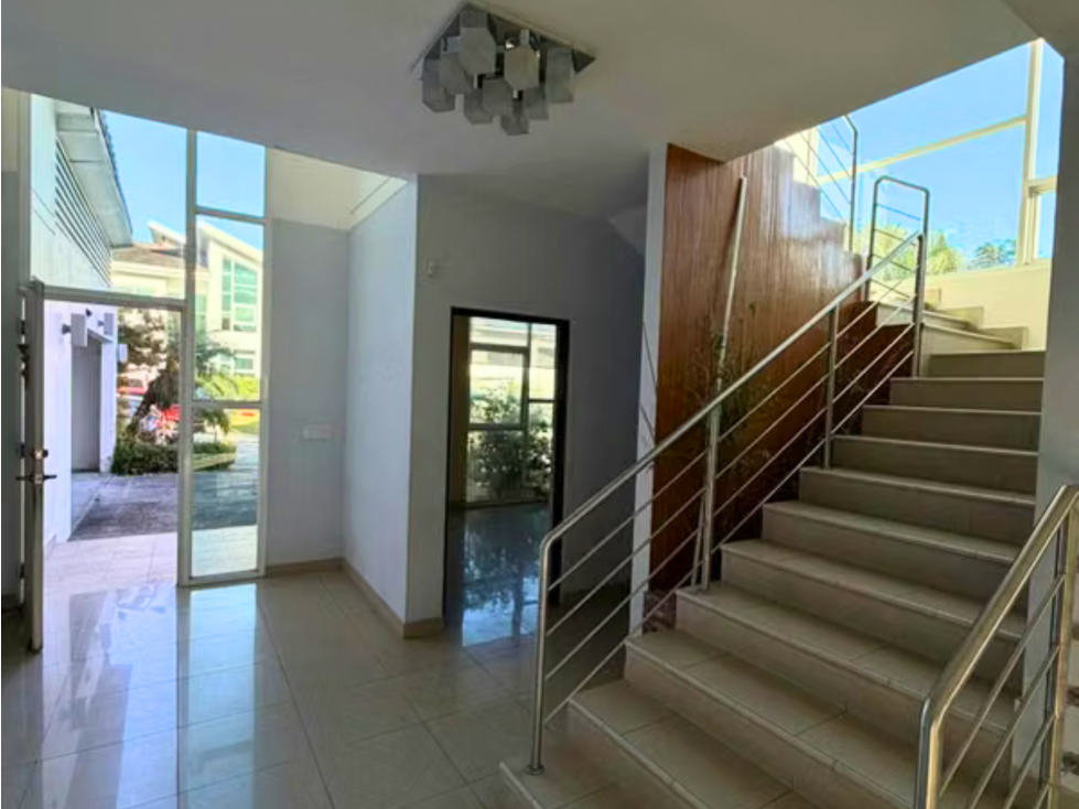 VENDO CASA PH HORIZONTES II ALTOS DE PANAMA (13R) — foto 2