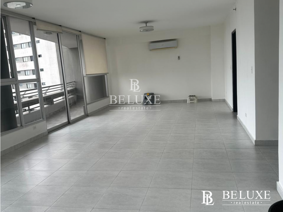 VENDO PH LUXOR TOWER, EL CANGREJO [6]