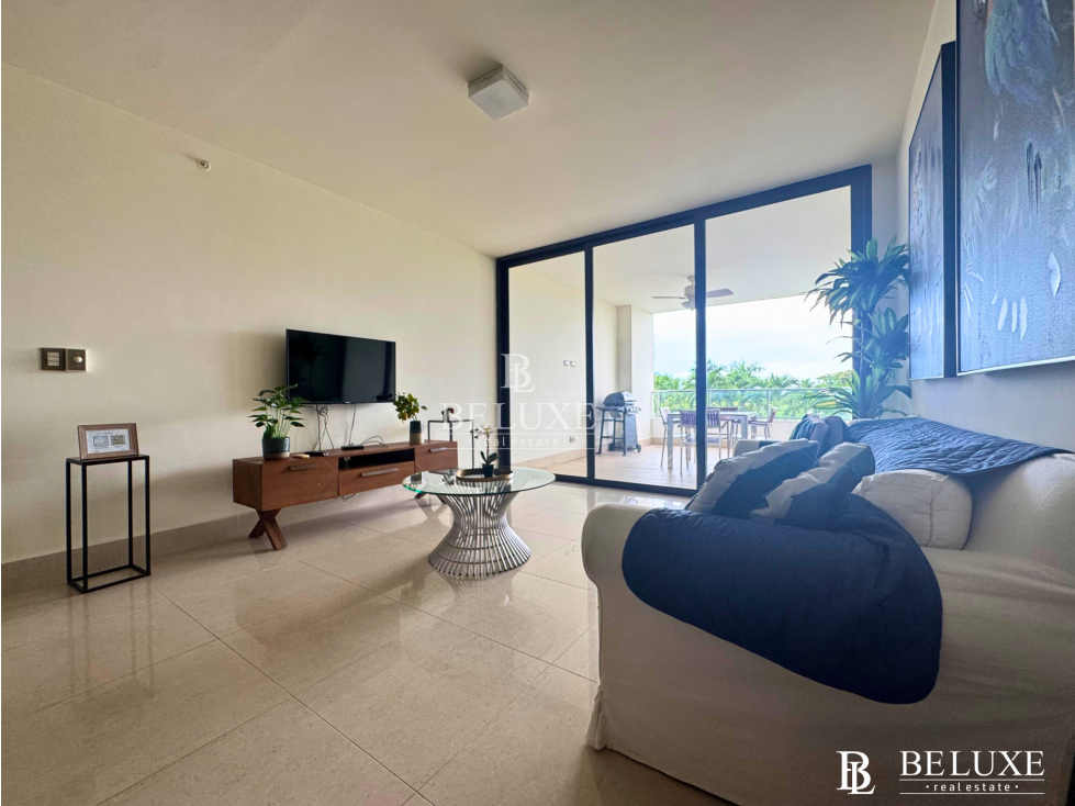 VENTA DE APARTAMENTO DE PLAYA AMOBLADO EN CASA MAR, PH PERLAMAR (P)