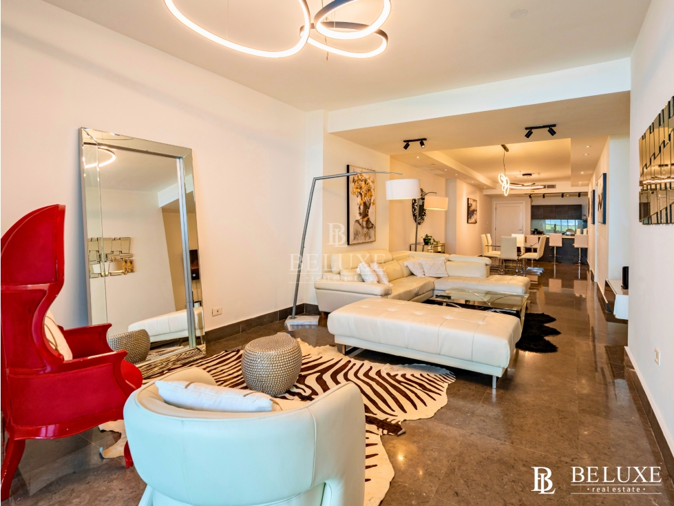 VENTA DE APARTAMENTO CON VISTA AL MAR EN AVENIDA BALBOA, PH YOO (8) — foto 2