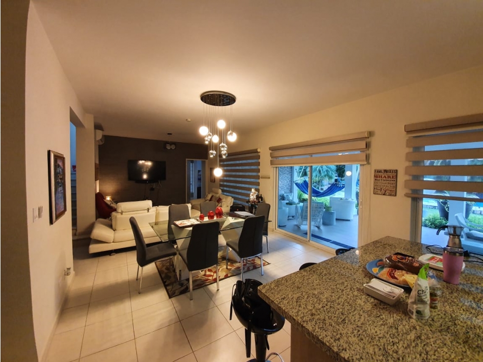 VENDO CASA DE PLAYA CON PISCINA EN BIJAO, SANTA CLARA (6) — foto 2