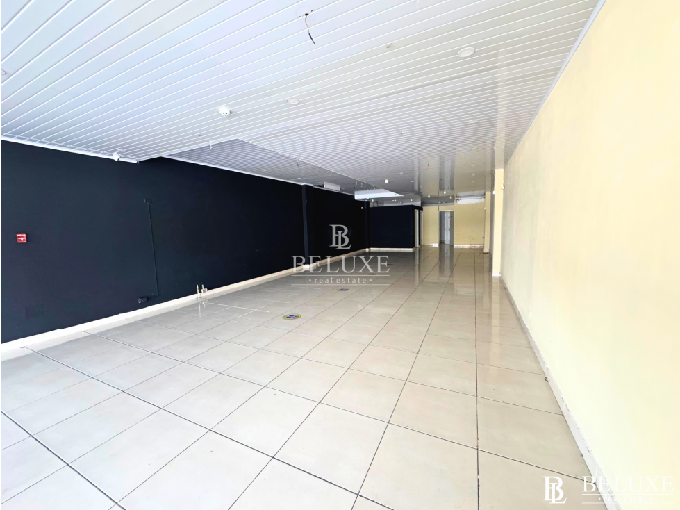 ALQUILER LOCAL EN BRISAS MALL PLANTA BAJA - BRISAS DEL GOLF (20) — foto 2