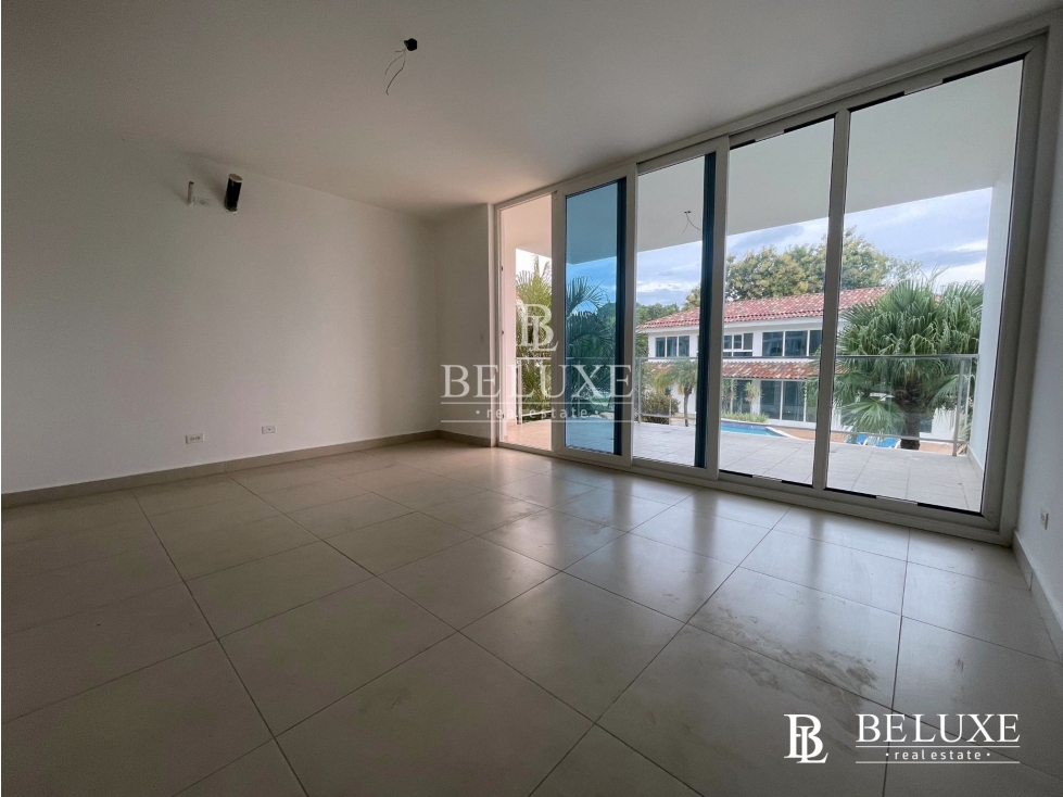 VENTA DE APARTAMENTO EN PH RIOMAR, SAN CARLOS (26)