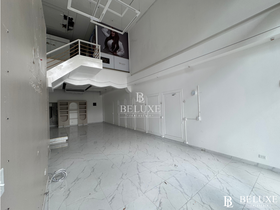 ALQUILER DE LOCAL COMERCIAL, SAN FRANCISCO PLAZA BELEN PB (20) — foto 4