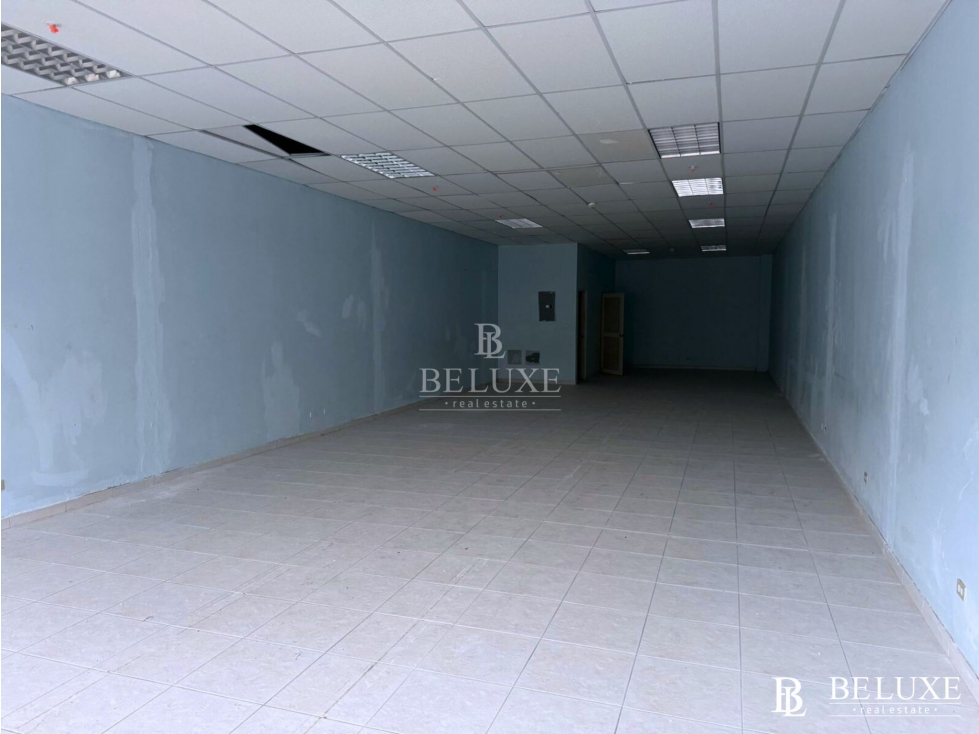 VENTA O ALQUILER DE LOCAL EN PH BRISAS PLAZA 507, BRISAS DEL GOLF (9) - 4