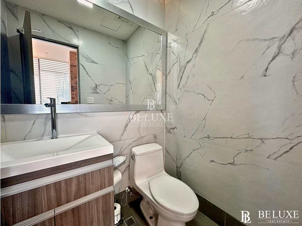 ALQUILER OFICINA AMOBLADA EN PH RBS TOWER, AVENIDA BALBOA (10) — foto 4