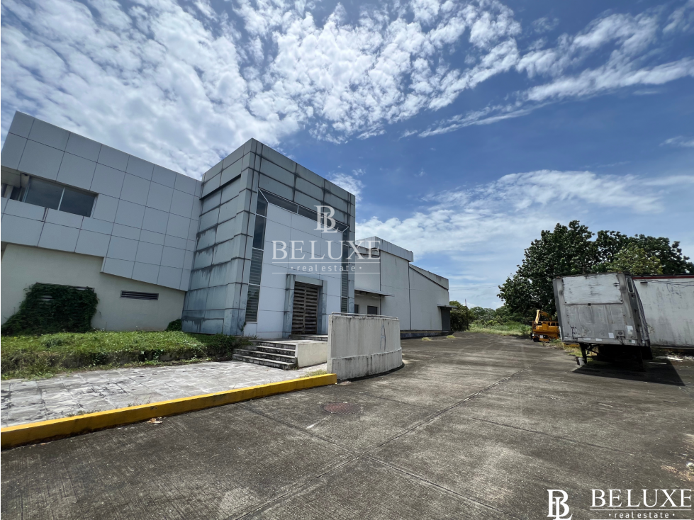 VENTA DE GALERA PARA PRODUCCION Y/O DISTRIBUCION EN TOCUMEN (R)
