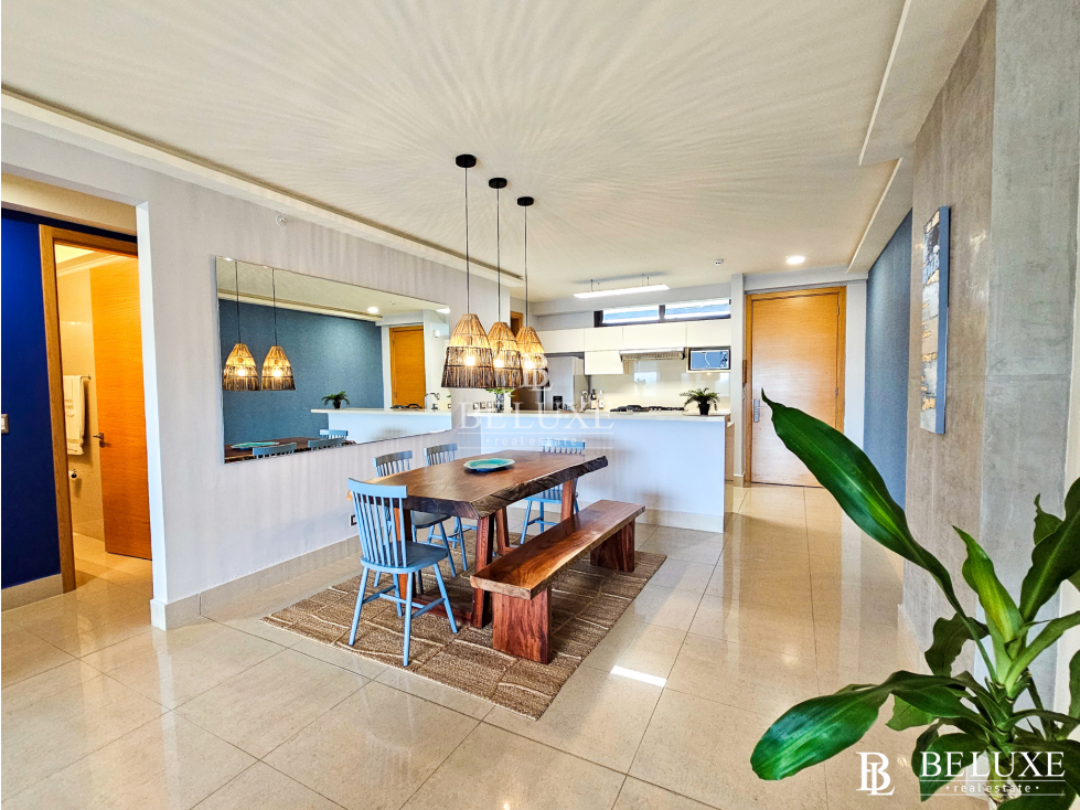 VENDO APARTAMENTO DE PLAYA EN CASAMAR, PH PERLAMAR (P)