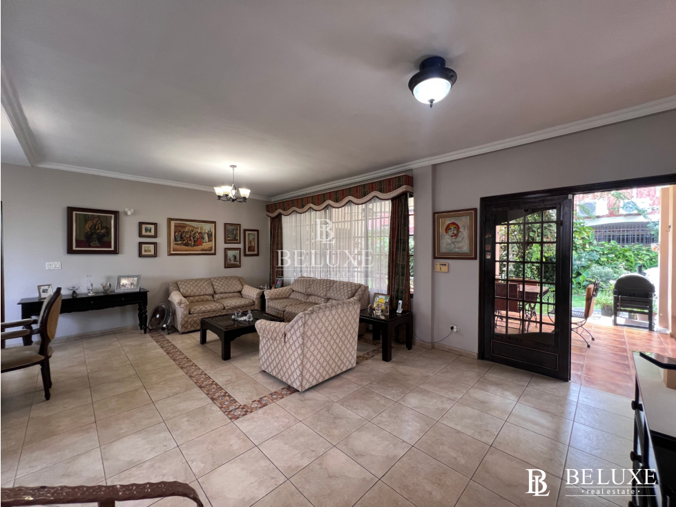 VENTA DE CASA INDEPENDIENTE Y MODERNA EN EL CARMEN (13) — foto 5