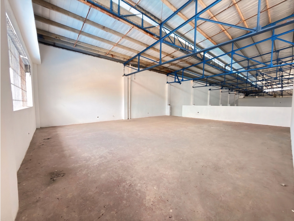 VENTA PROPIEDAD COMERCIAL CON GALERA EN VÍA PRINCIPAL JUAN DÍAZ (11) — foto 5