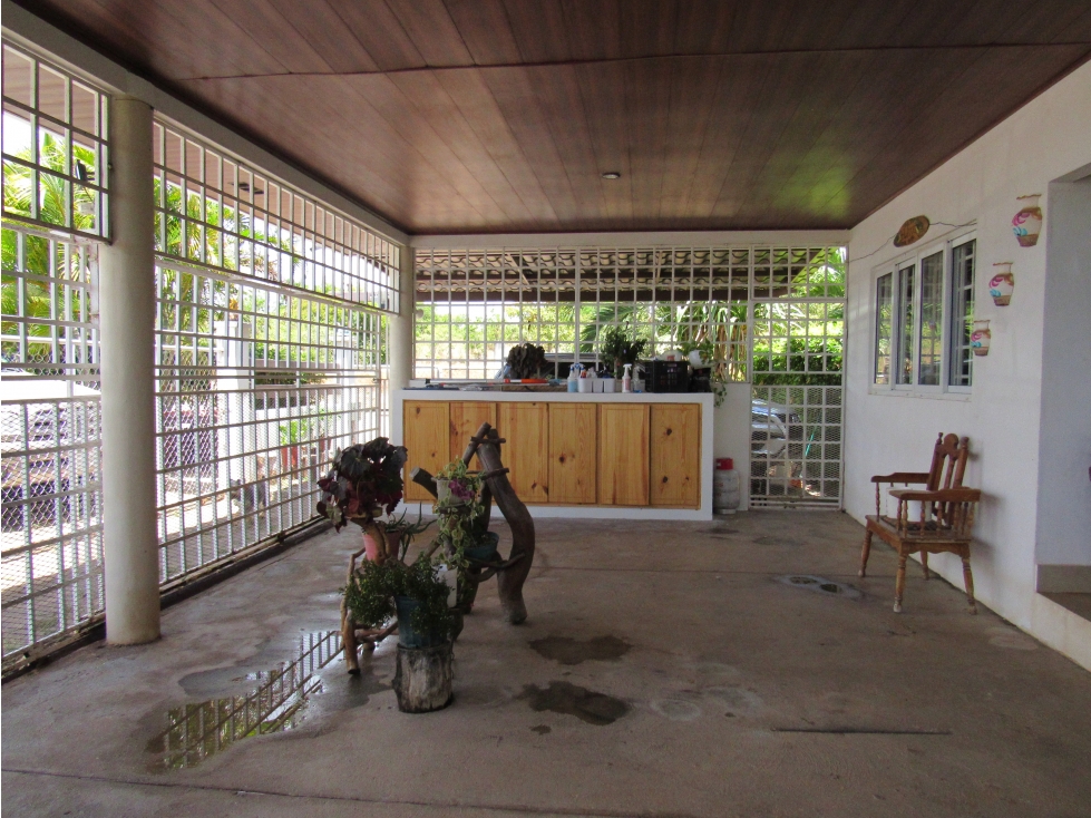 VENTA DE CASA CON PISCINA Y TERRENO EN LAS UVAS SAN CARLOS (13) — foto 6