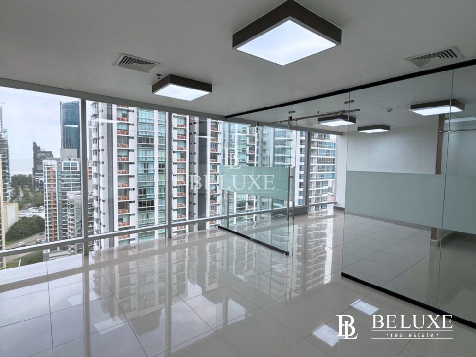 VENTA/ALQUILER DE OFICINA EN TORRE ASEGURADORA ANCÓN, CDE (8)