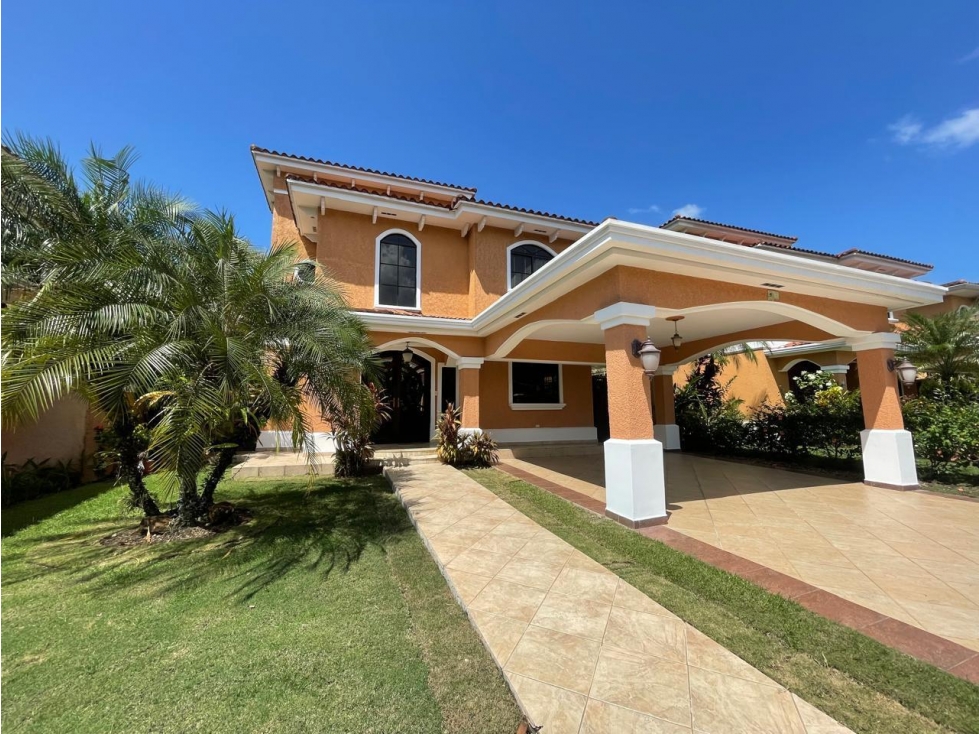 VENDO CASA EN CLAYTON VILLAGE ANCON (6)