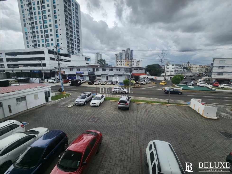 ALQUILO LOCAL COMERCIAL EN PB PARQUE LEFEVRE (20)