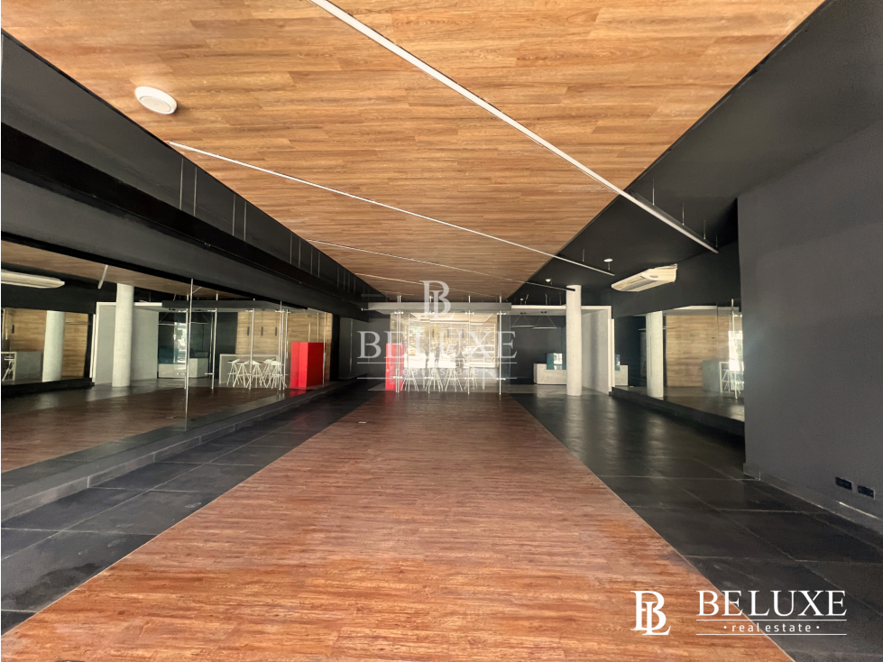 ALQUILER DE LOCAL COMERCIAL EN PLANTA BAJA, CALLE 50 (8) — foto 2