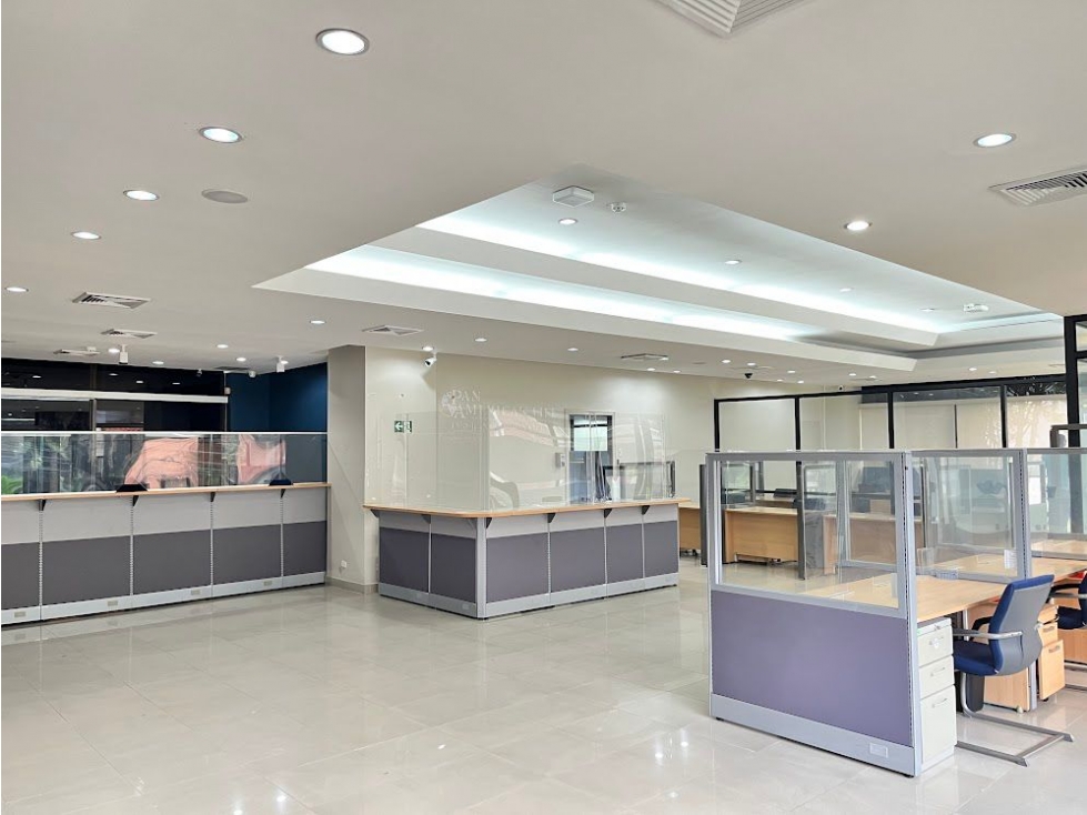 ALQUILER DE LOCAL COMERCIAL PB EN CALLE 50, PANAMERICAN PLAZA (8) — foto 4