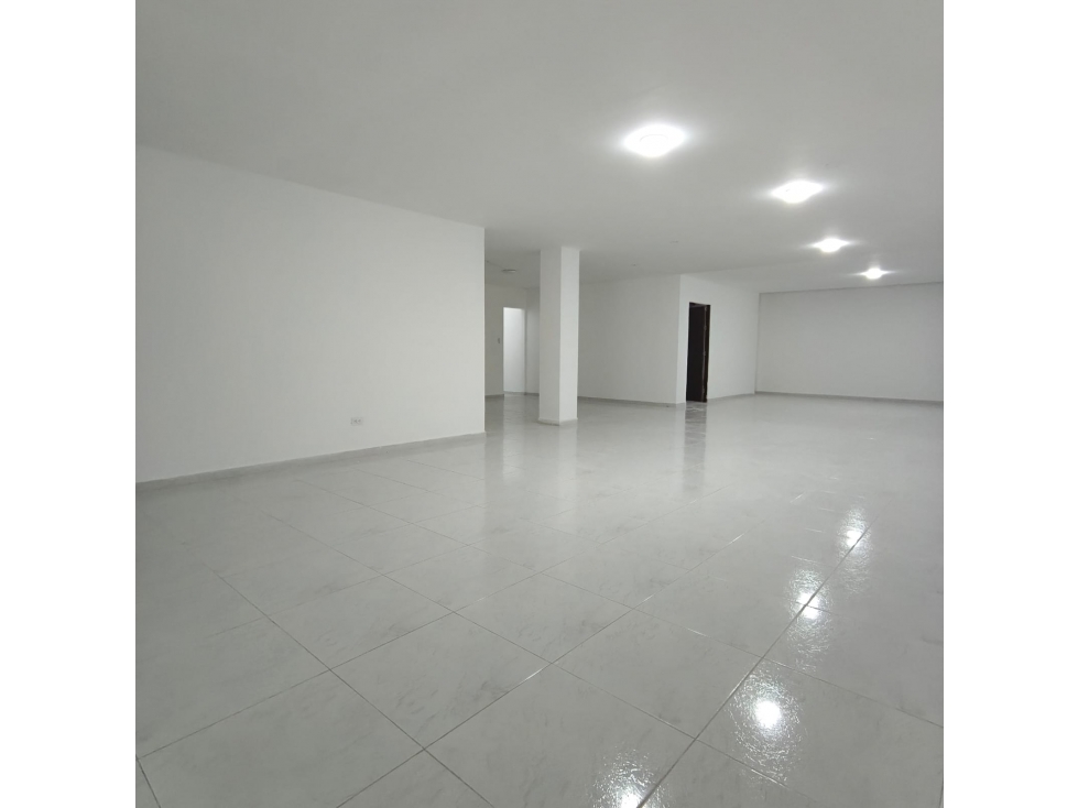LOCAL COMERCIAL No. 02 EDIF. VÉRTIKA B/ AV. SANFRANCISCO MOCOA — foto 5